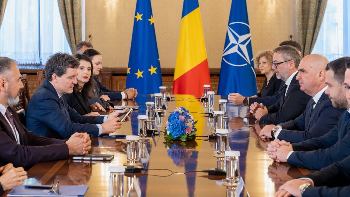 Nicușor Dan face consultări cu partidele pentru al patrulea premier în 4 luni