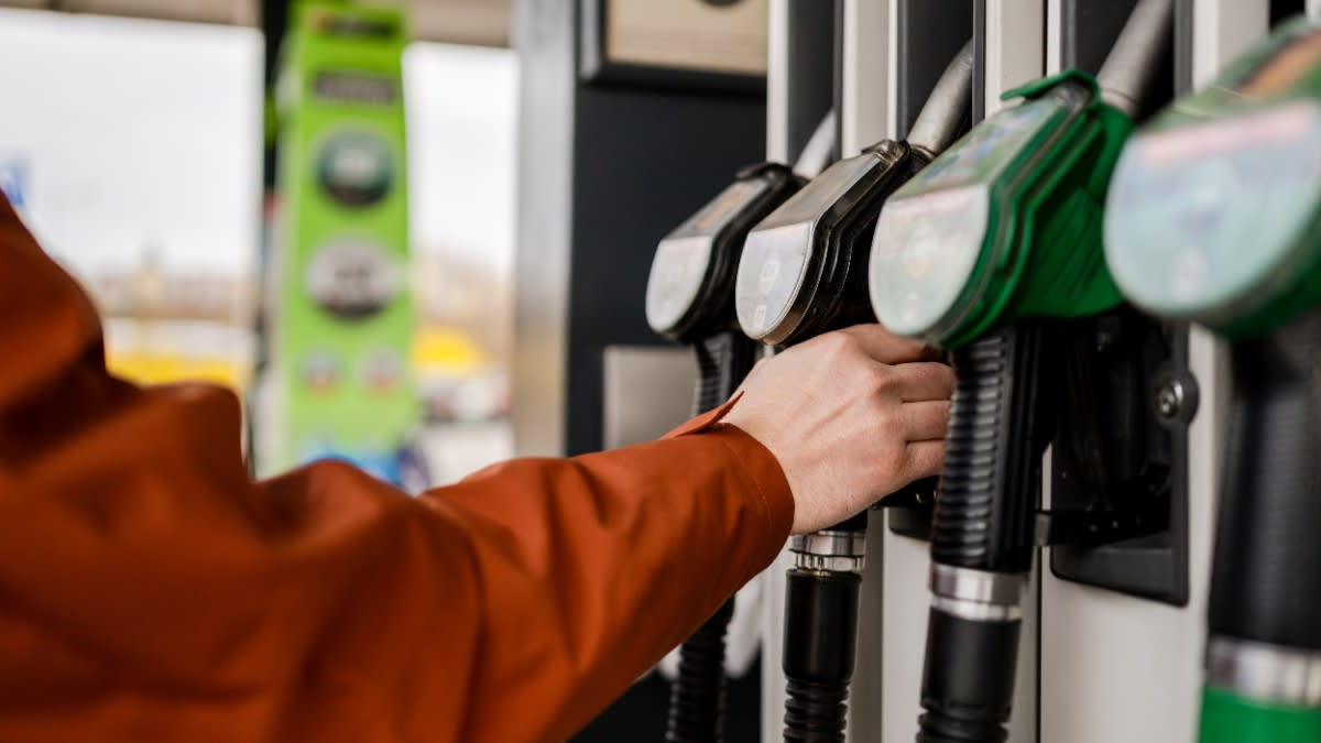 pompa de alimentare cu combustibil, prețuri carburanți