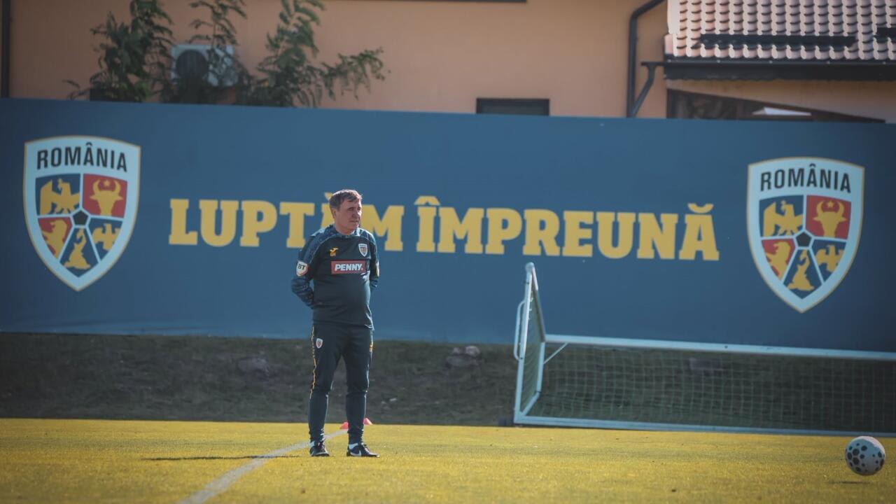 stadion Arena Națională în timpul meciului România - Suedia stadion Arena Națională în timpul meciului România - Suedia