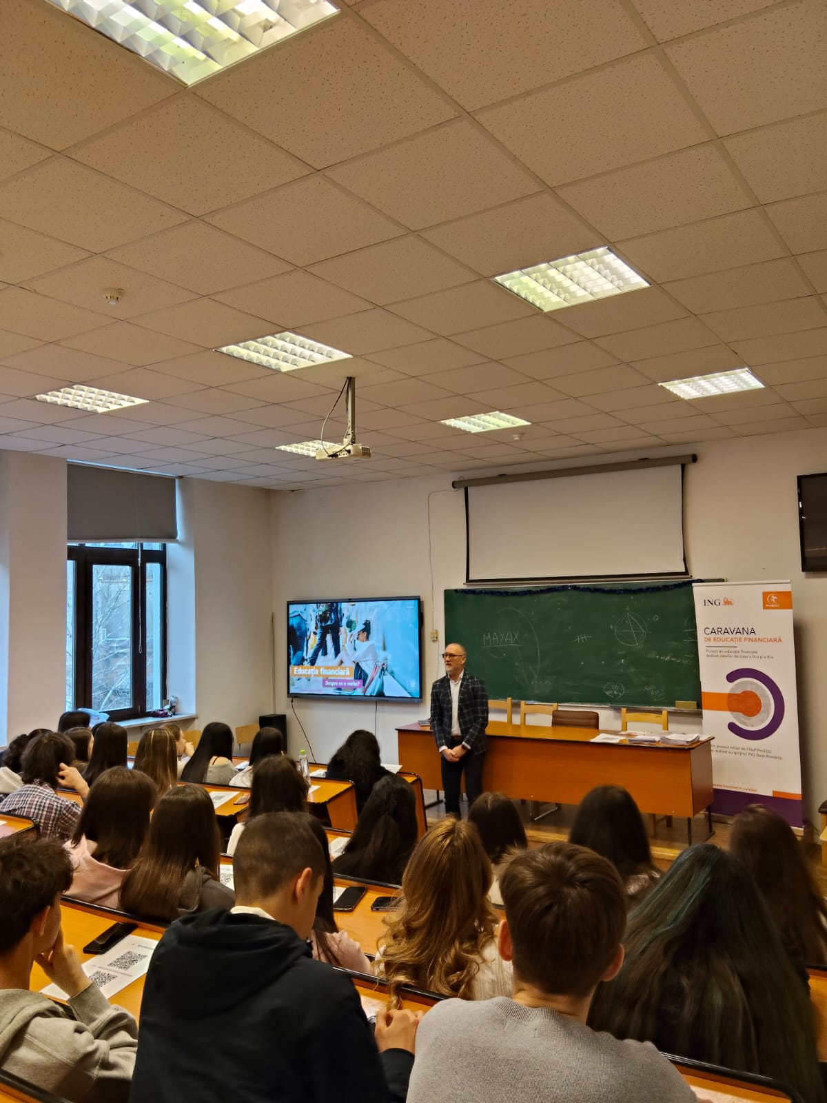 Federația Națională a Părinților ProEdu dă startul ediției a V-a a Caravanei Naționale de Educație Financiară în 28 de orașe din țară