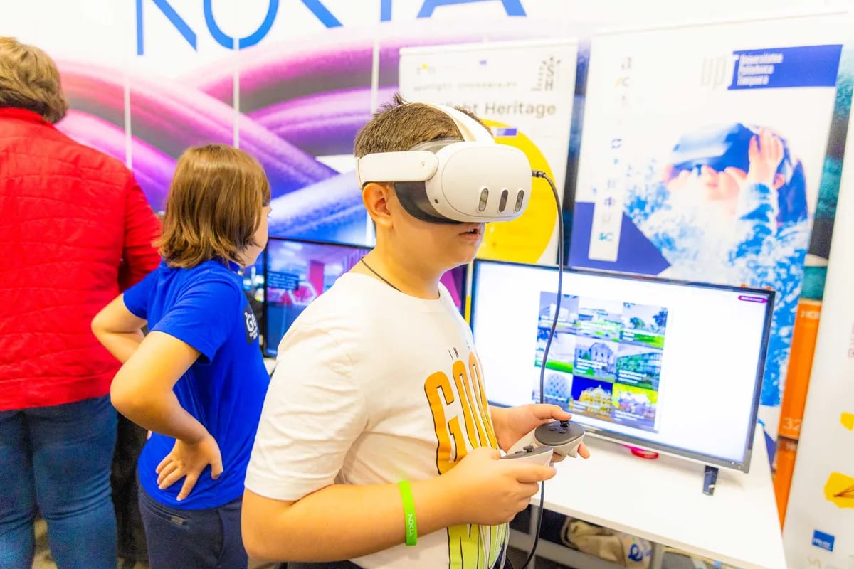 Noaptea Cercetătorilor Europeni 2026 a adus aplicații digitale și experiențe VR în Timișoara