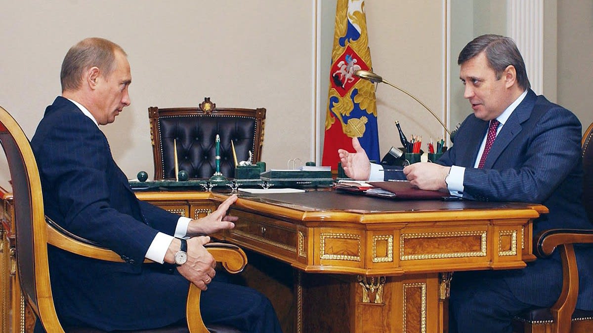 Vladimir Putin și Mihail Kasianov în contextul războiului din Ucraina