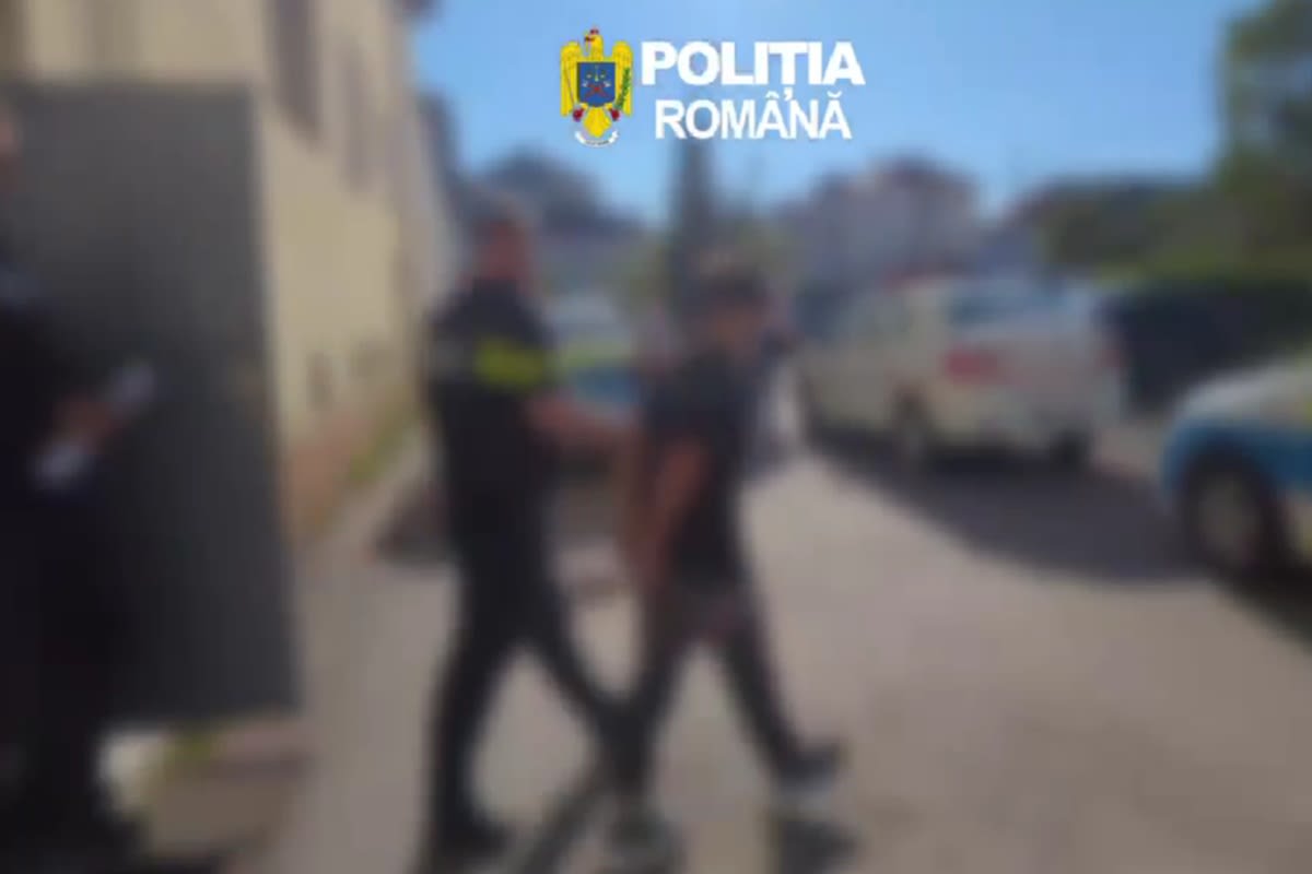 Cinci elevi din Plopeni, cercetați pentru presupusă violență sexuală asupra unei minore