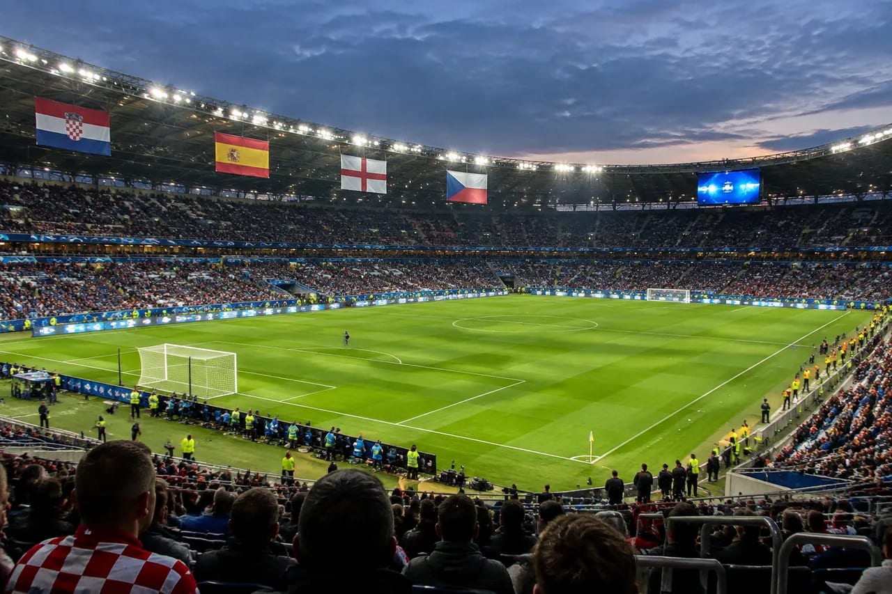 meci de fotbal Liga Națiunilor, jucători pe teren