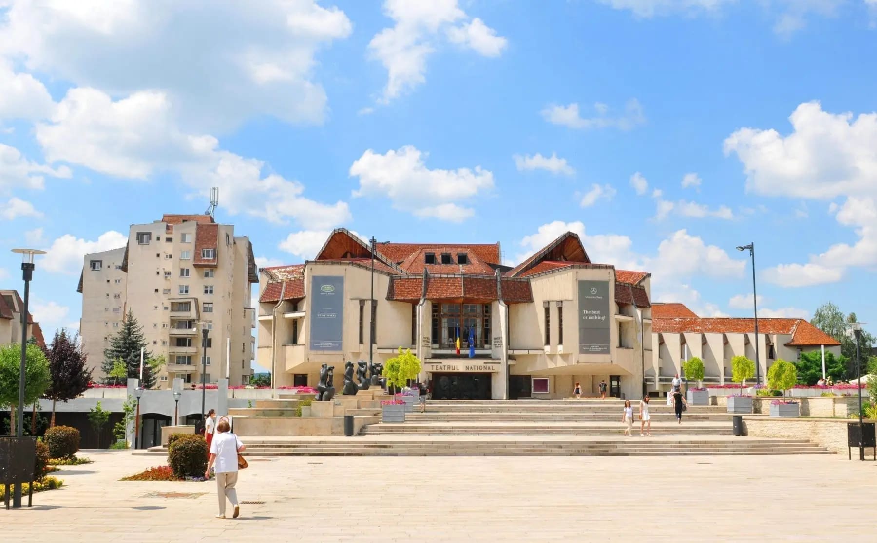 Nu există încă un candidat pentru funcția de manager la Teatrul din Tg. Mureș