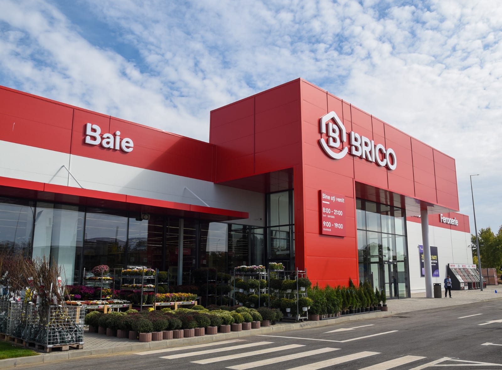 Deschiderea magazinelor BRICO și Altex la Vaslui Deschiderea magazinelor BRICO și Altex la Vaslui