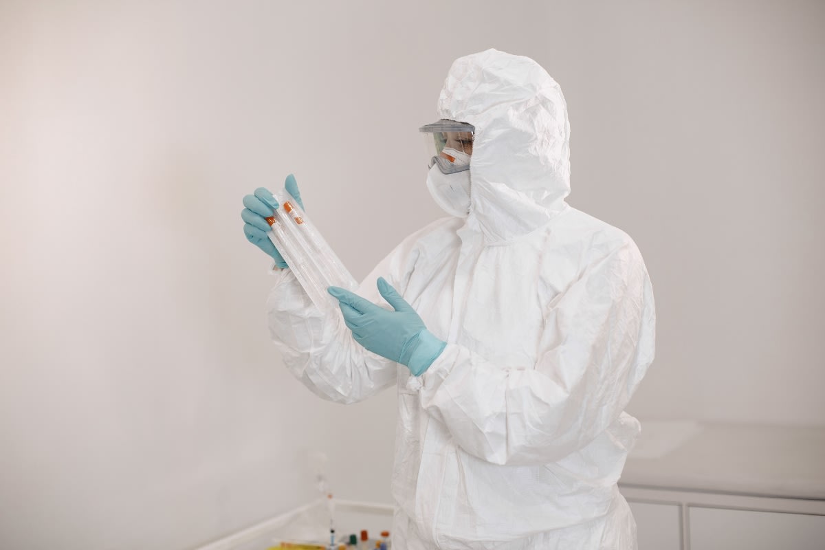 Pesta poate fi tratată cu antibiotice dacă este diagnosticată la timp