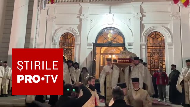 Pelerinajul Sfintei Parascheva a început la Iași, peste 11.000 de oameni așteaptă