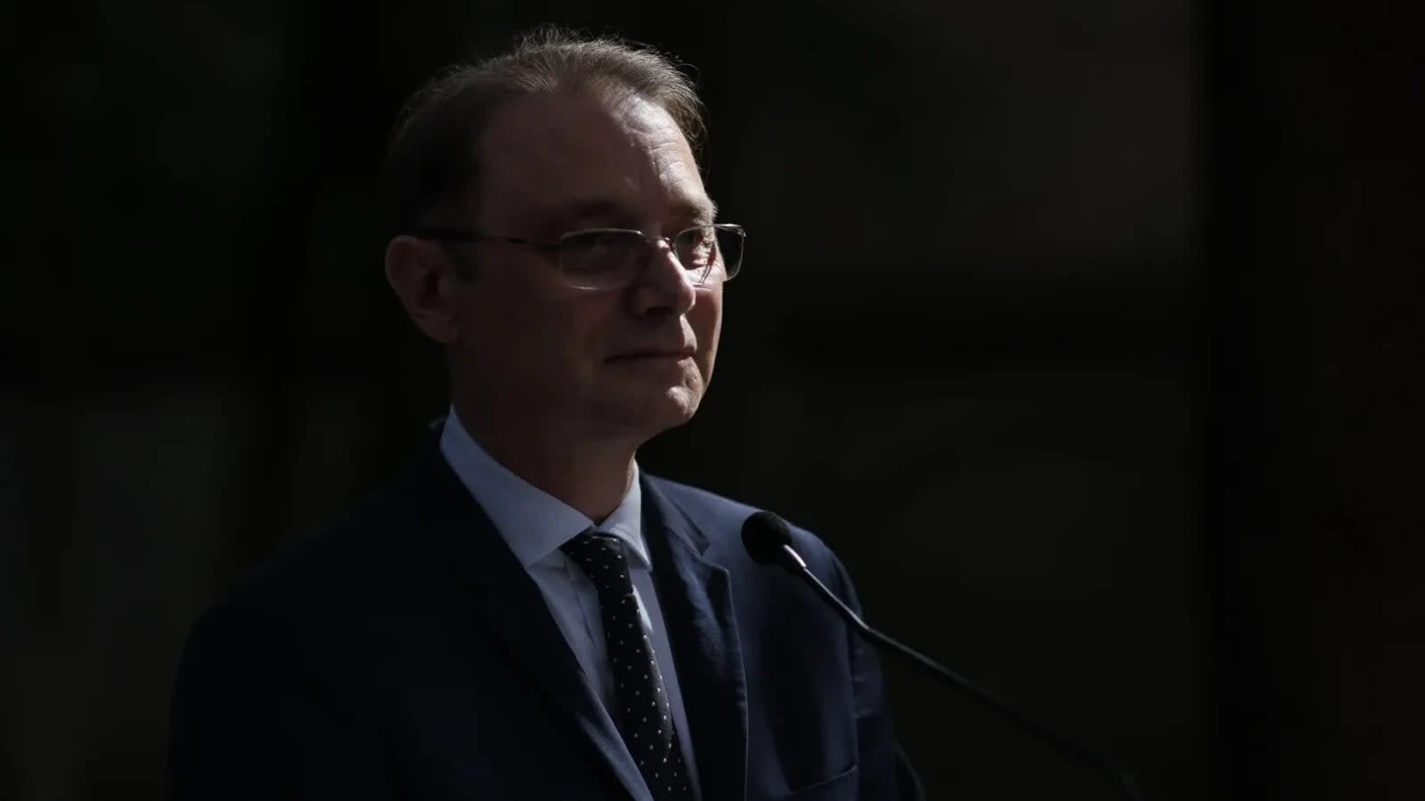 Luca Niculescu subliniază urgențele României și importanța cititului