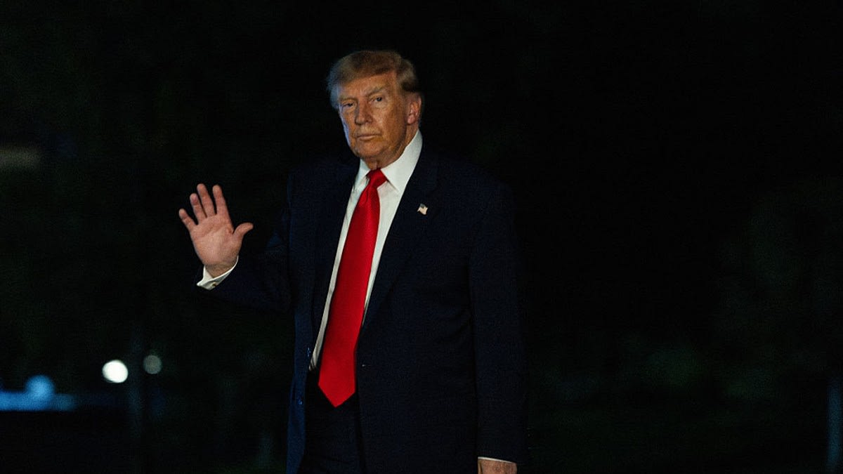 Donald Trump a fost criticat de democrați și republicani pentru acordul cu Rusia