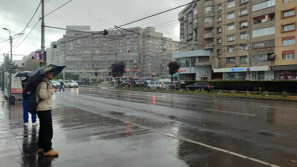 cer înnorat și ploaie în Cluj cer înnorat și ploaie în Cluj