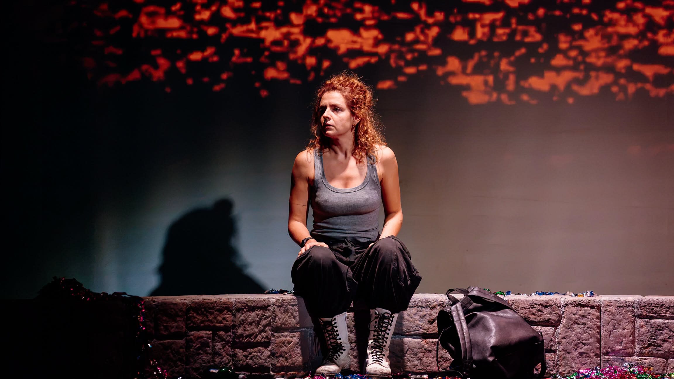 Bacău Fest Monodrame 2026 a adus la Teatrul Bacovia actori și public în jurul temei Singuri împreună