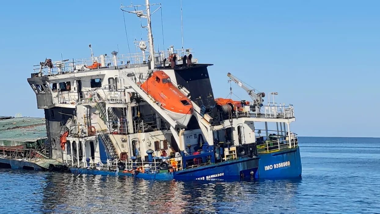 Marinari indieni salvați din Marea Neagră