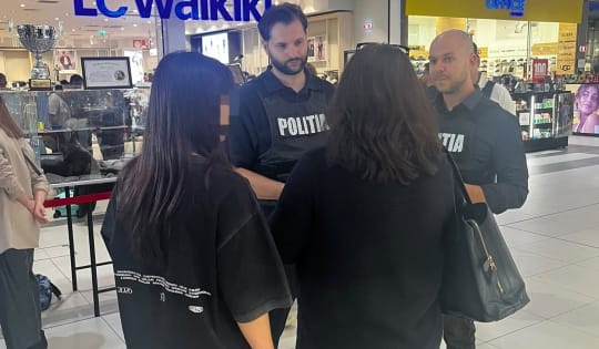 Polițiștii din Drobeta-Turnu Severin au desfășurat activități de prevenție la expoziția de pisici exotice