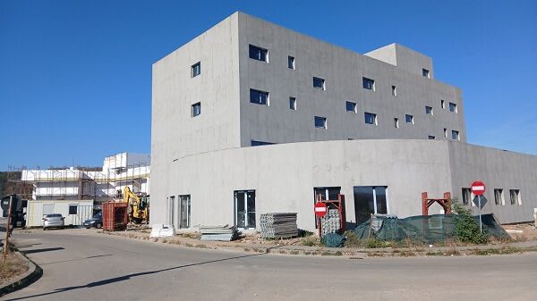 O fabrică pentru producția de dispozitive stomatologice se va construi în Mociur, Reșița