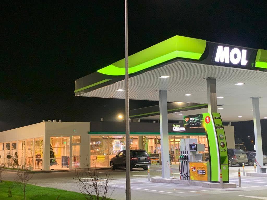 benzinării pe Autostrada Moldovei