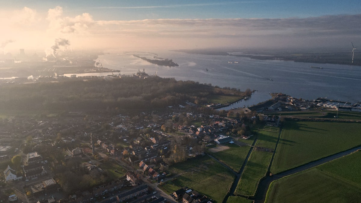 sat Moerdijk Olanda, case tradiționale