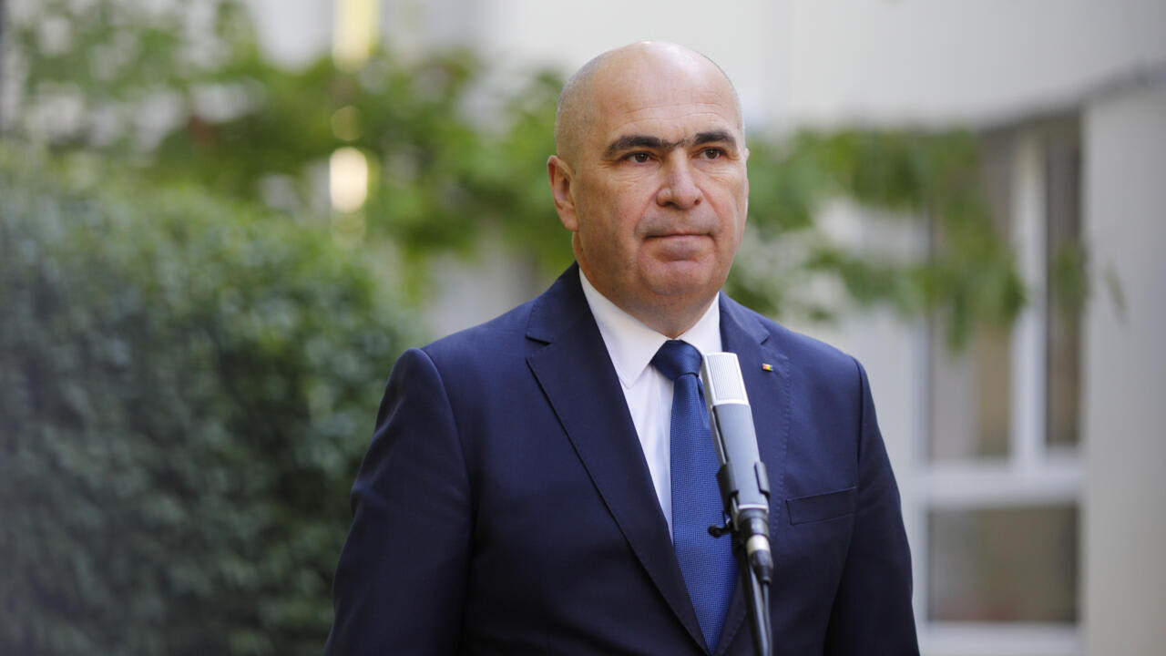 Ilie Bolojan la conferință, discurs politic