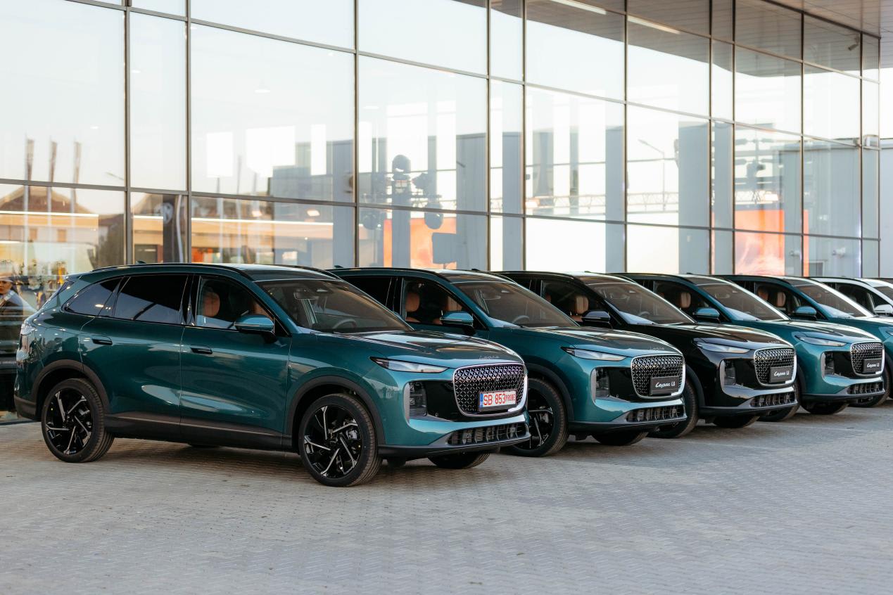 LEPAS L8 PHEV