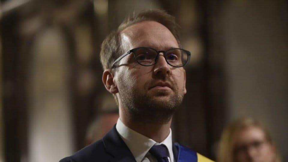 USR votează împotriva Guvernului Luca Niculescu