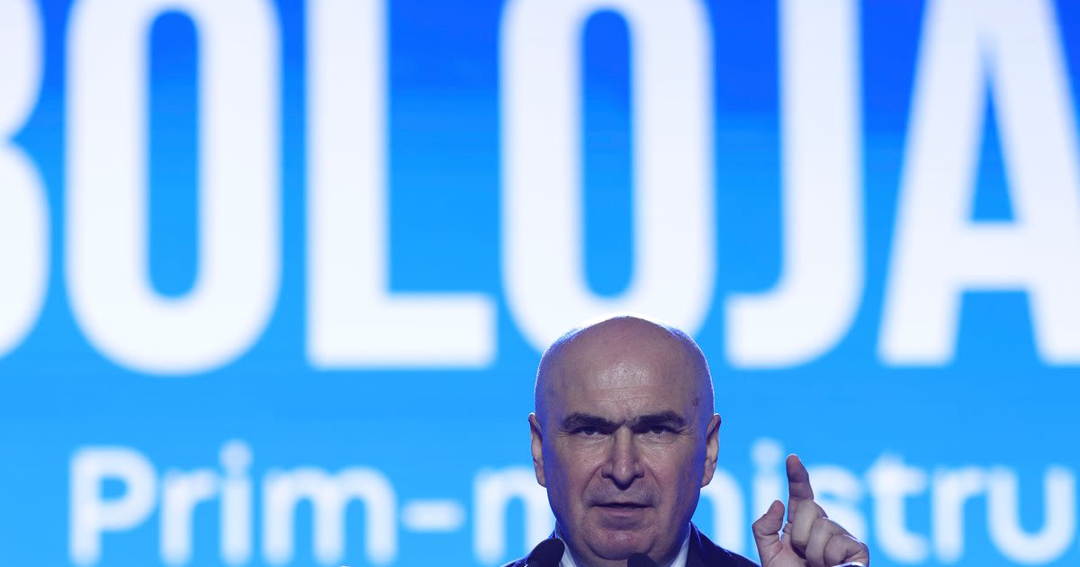 Ilie Bolojan la o conferință PNL