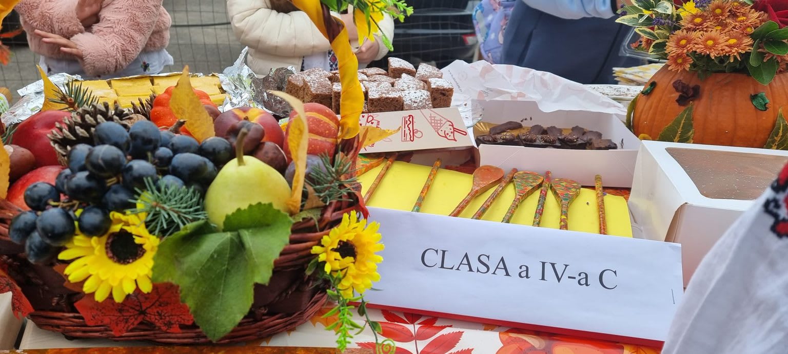 târg de toamnă la Școala Sfânta Vineri, Ploiești