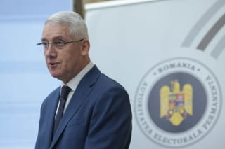 Adrian Ţuţuianu la conferință de presă