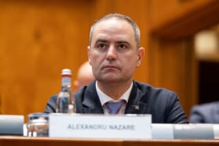 Ministrul Finanțelor, Alexandru Nazare, la o conferință de presă