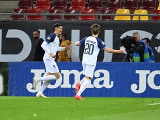 Cristi Chivu și Tarik Muharemovic în acțiune