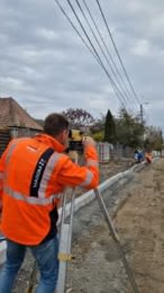 Lucrări de asfaltare pe străzile din Turda