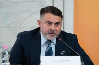 Cosmin Corendea discutând despre politica externă a României