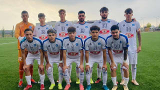 Meci de fotbal între Kids Tâmpa Brașov și Tricolorul Breaza