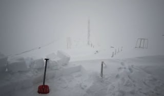 Transalpina închisă circulației din cauza ninsorilor