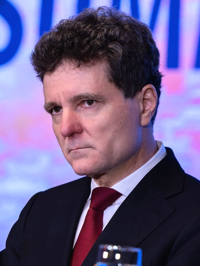 Nicușor Dan Cornu: Prezent la Mănăstirea Cornu în Vinerea Mare