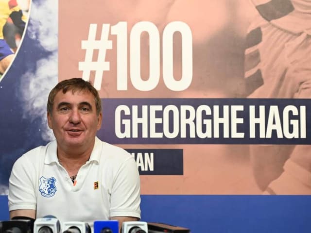 Gică Hagi, prezentat oficial ca selecționer al României în cadrul unei conferințe la Casa Fotbalului