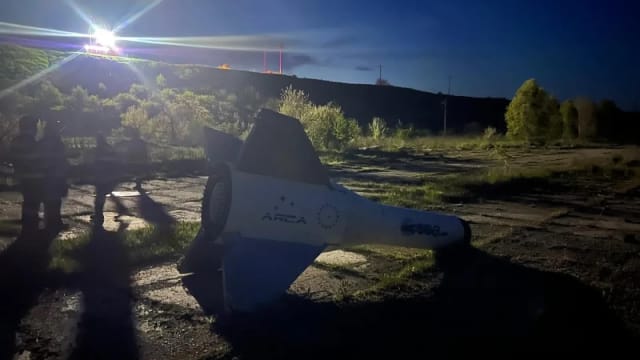 Alertă pe plaja din Corbu după descoperirea unui fragment de rachetă de către un trecător