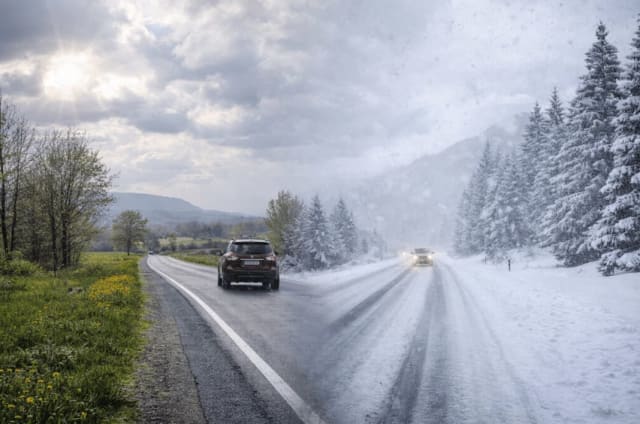 Răcire accentuată în România: de la temperaturi de primăvară la ploi și ninsori