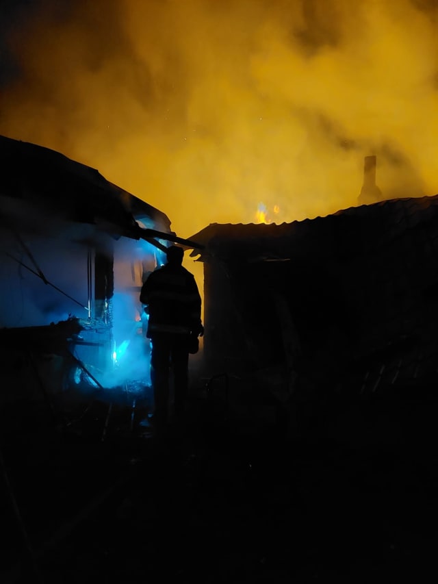 Tragedie în Proviţa de Jos: un bărbat de 69 de ani și-a pierdut viața într-un incendiu