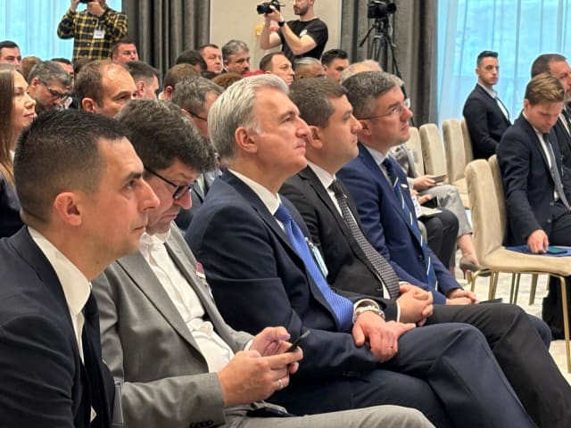 Viceprim-ministru: Peste un miliard de atacuri cibernetice în Moldova înainte de alegeri
