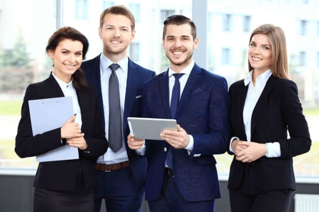 Statul oferă până la 27.000 de lei tinerilor care se angajează pentru prima dată