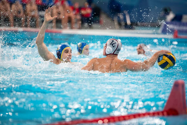 CSM Oradea începe asaltul către finală în Superliga de polo pe apă