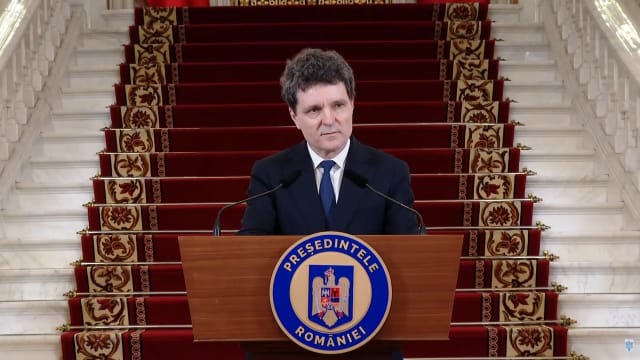 Nicuşor Dan a semnat demisiile miniştrilor PSD şi anunţă consultări cu partidele pro-europene