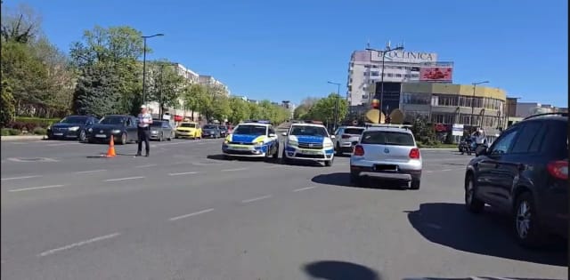 Constanța: Femeia care s-a aruncat din ambulanță în drum spre spital a murit