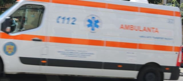 Accident rutier în Andreneasa cu trei victime, intervenție SMURD și Ambulanță