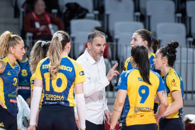 Corona Brașov a pierdut finala mică și ratează medalia de bronz în volei feminin