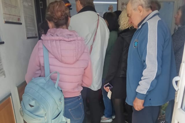 Oficiul poștal din Brebu, blocat de o săptămână după ce a rămas fără angajat