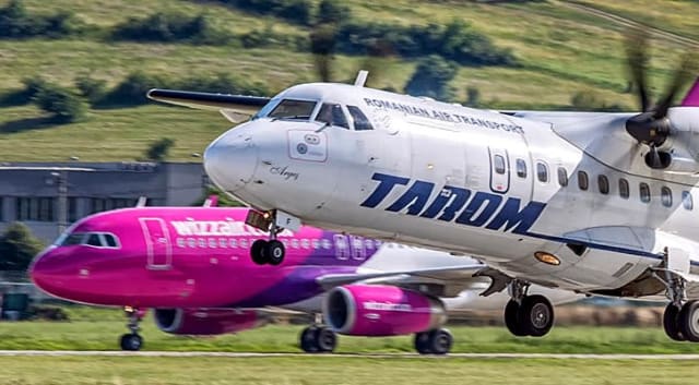Joi, 30 aprilie, termen pentru decizia privind viitorul TAROM: ieșire sau parteneriat privat