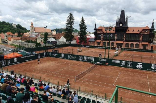 Se a deschis sezonul de tenis la Baza Sportivă Olimpia din Brașov