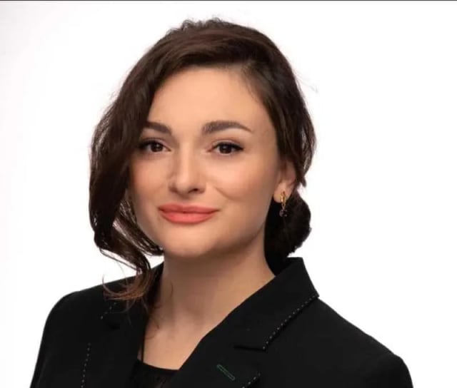 O oră pe săptămână: sistemul de sprijin pentru elevii cu CES din Buzău
