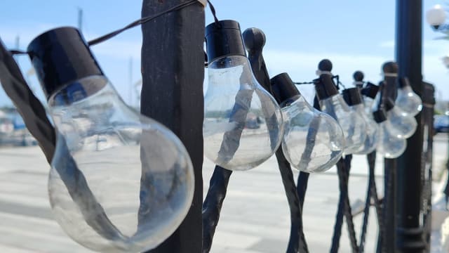 Constanța, Medgidia, Năvodari, Negru Vodă, Băneasa, Poarta Albă, Cumpăna, Cobadin, Lipnița și Saligny, fără curent electric săptămâna viitoare: Programul complet al întreruperilor